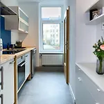 شقة Schoenes Grosses Apartment - Ferienwohnung Chemnitz Zentrum - Inkl Parking - 6 Betten - 3 Schlafzimmer - 2 Baeder - Homeoffice - Wlan & Tv - Waschmaschine - 500M Zum Hbf - Nahe Messe شيمنيتز
